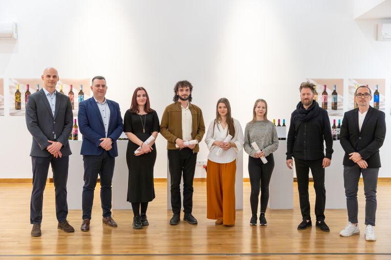 Studium borcímke kiállítás és díjátadó